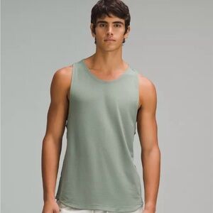 Lululemon, license to train tank. Green. Medium